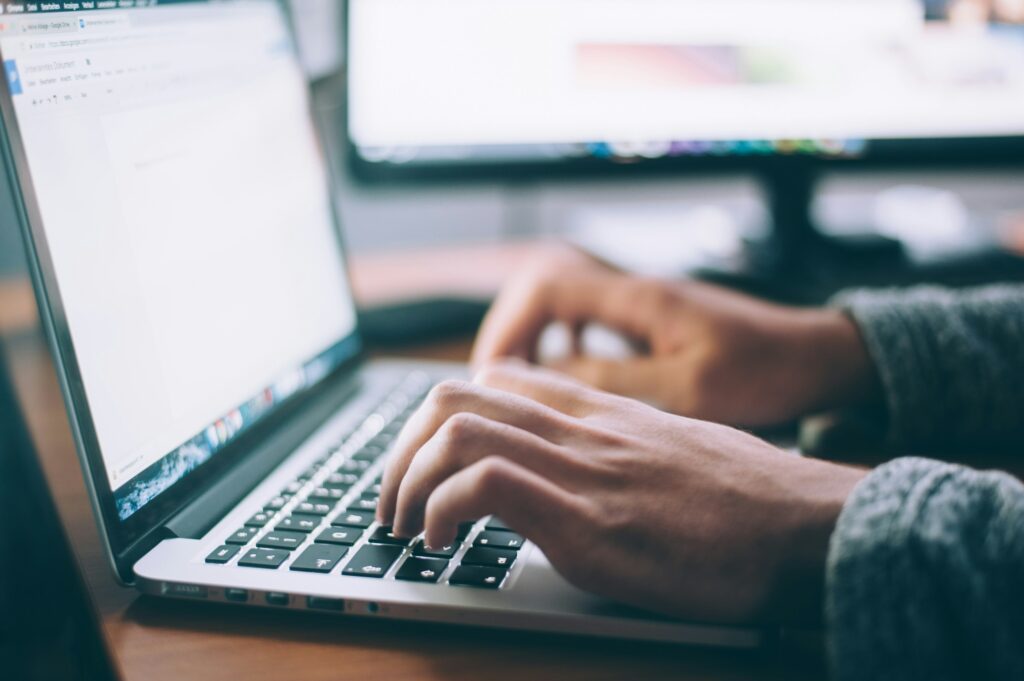Five Things to Consider When Writing a Viral Press Release 2 glenn carstens peters npxXWgQ33ZQ unsplash 1